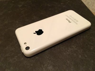 Лот: 10783520. Фото: 1. Apple iPhone 5C 16Gb white, белый... Смартфоны