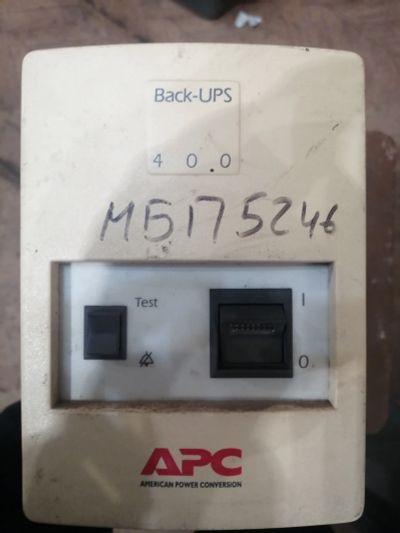 Лот: 19973576. Фото: 1. ИБП APC Back-UPS 400I раритет. ИБП, аккумуляторы для ИБП