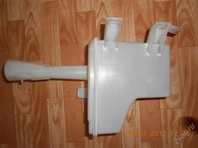 Лот: 1655294. Фото: 1. бачок омывателя Nissan sunny Fb-15. Другое (автозапчасти)
