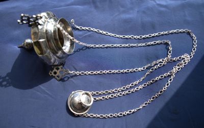 Лот: 19383873. Фото: 1. Старинная серебряная лампада в... Ювелирные изделия