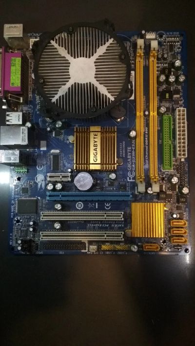 Лот: 17524074. Фото: 1. Материнская плата 775 gigabyte... Материнские платы