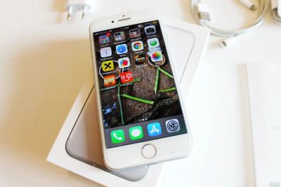Лот: 13127234. Фото: 1. Продам IPhone 7 (128 GB). Смартфоны