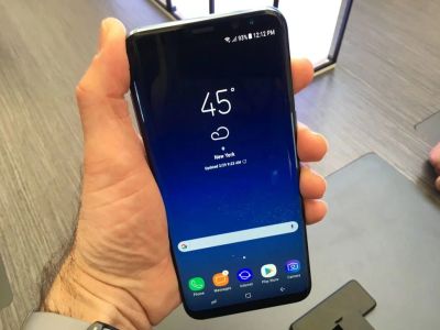 Лот: 11453400. Фото: 1. Samsung Galaxy S8 Plus + аксессуары... Смартфоны