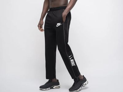 Лот: 18821678. Фото: 1. Брюки спортивные Nike. Брюки, джинсы, шорты