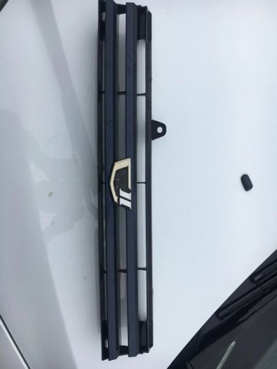 Лот: 11503848. Фото: 1. Решетка радиатора Toyota Corolla... Кузов