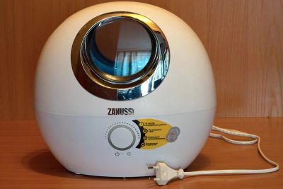 Лот: 12263421. Фото: 1. Увлажнитель воздуха Zanussi ZH3... Увлажнители и мойки воздуха