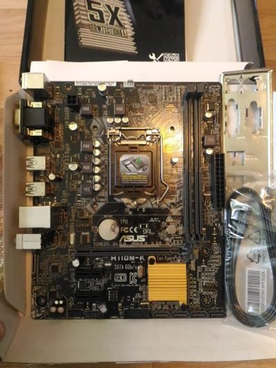 Лот: 16057604. Фото: 1. Материнская плата ASUS H110M-K. Материнские платы