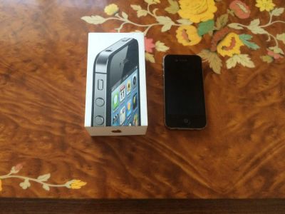 Лот: 5041292. Фото: 1. IPhone 4s black 16gb. Смартфоны