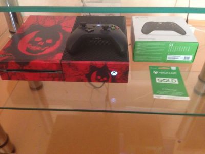Лот: 10221038. Фото: 1. Xbox one 500gb. + игры + 3 месяца... Игры для консолей