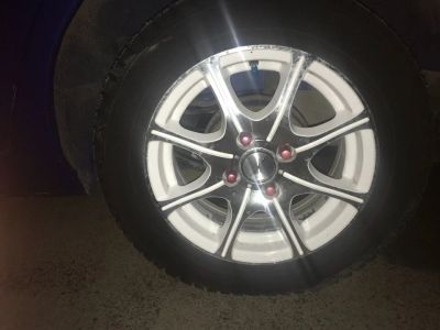 Лот: 11485897. Фото: 1. Nokian шипы . Диски TGracing tgd005... Шины на дисках