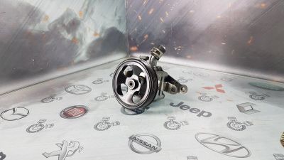 Лот: 23584041. Фото: 1. Насос гидроусилителя Nissan X-Trail... Ходовая, подвеска, рулевое управление