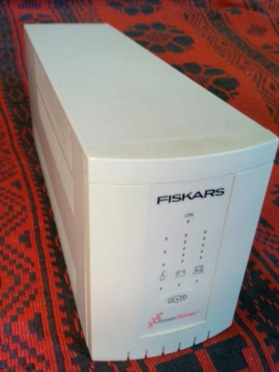 Лот: 7536576. Фото: 1. ИБП Fiskars 600VA. ИБП, аккумуляторы для ИБП