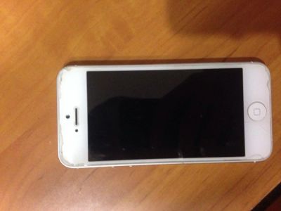 Лот: 7465865. Фото: 1. iPhone 5. Кнопочные мобильные телефоны