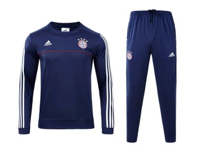 Лот: 10419811. Фото: 1. Спортивный костюм Adidas FC Bayern... Костюмы классические, деловые