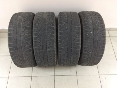 Лот: 12640854. Фото: 1. bridgestone ice cruiser 7000 215... Шины