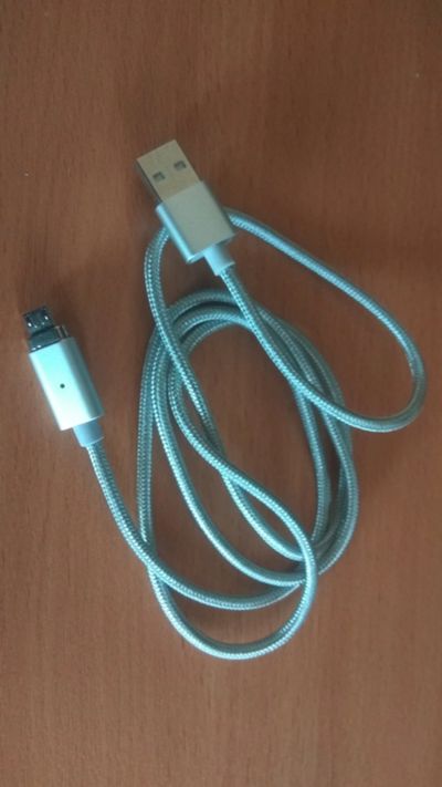Лот: 11687104. Фото: 1. Магнитная зарядка, micro USB. Дата-кабели, переходники