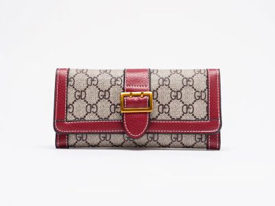 Лот: 24979647. Фото: 1. Кошелёк Gucci. Бумажники, кошельки, портмоне