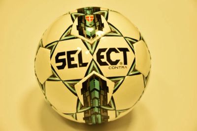 Лот: 10532063. Фото: 1. Футбольный Мяч Select Contra... Мячи, ракетки, шайбы, клюшки