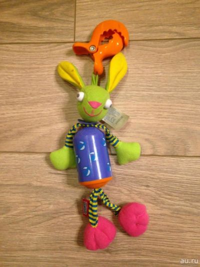 Лот: 9162057. Фото: 1. Погремушка Fisher Price Заяц. Для младенцев