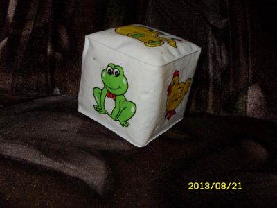 Лот: 3088352. Фото: 1. Игрушка Кубик с колокольчиком... Для младенцев