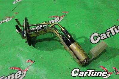 Лот: 10597724. Фото: 1. бензонасос R- toyota mark ii JZX100... Двигатель и элементы двигателя