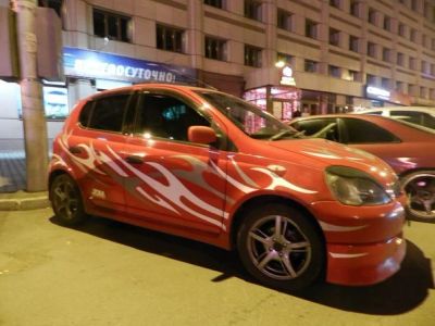 Лот: 9973432. Фото: 1. Губа на бампер Toyota Vitz SCP... Кузов