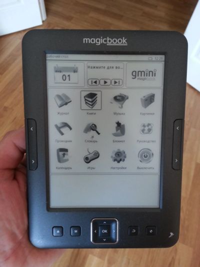 Лот: 12020595. Фото: 1. Электронная книга Gmini MagicBook... Другое (электронные книги, аксессуары)