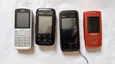 Лот: 15276544. Фото: 1. Nokia XpressMusic, Samsung sgh... Кнопочные мобильные телефоны