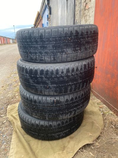 Лот: 19548747. Фото: 1. Зимняя резина езина Hankook 205... Шины