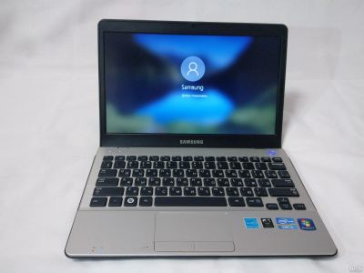 Лот: 14951324. Фото: 1. Ноутбук Samsung NP300U1A. Ноутбуки