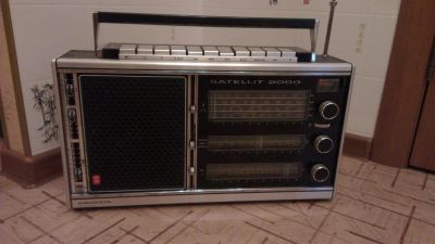 Лот: 3463473. Фото: 1. Grundig Satellit 2000. Тюнеры, радиоприёмники