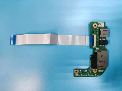 Лот: 17464230. Фото: 1. Б/У плата с разъемами USB, Audio... Шлейфы, кабели, переходники