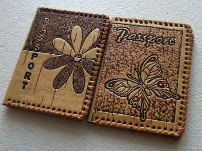 Лот: 7632229. Фото: 1. Обложка для паспорта Цветок, бабочка... Галантерея ручной работы