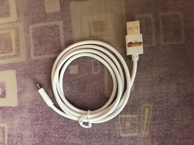 Лот: 13429782. Фото: 1. Два кабеля iPhone 5 6s. Дата-кабели, переходники