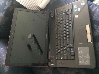 Лот: 4023757. Фото: 1. Ноутбук Lenovo Y560. Ноутбуки