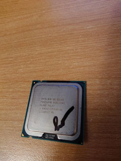 Лот: 15194314. Фото: 1. Intel® Pentium® E2160 1M Cache... Процессоры