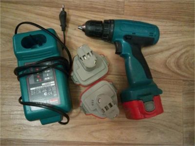 Лот: 10583413. Фото: 1. Шуруповерт makita 6270D 12v 3аккумулятора. Электроинструмент