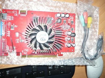 Лот: 737816. Фото: 1. Видеокарта Geforce 7600GT Игровая... Видеокарты