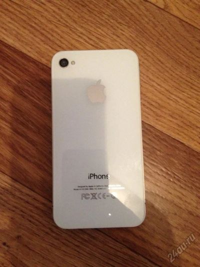 Лот: 5880386. Фото: 1. Apple iPhone 4, 16Gb. Смартфоны