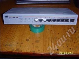 Лот: 323734. Фото: 1. Продам хаб неисправный FS708... Маршрутизаторы (роутеры)