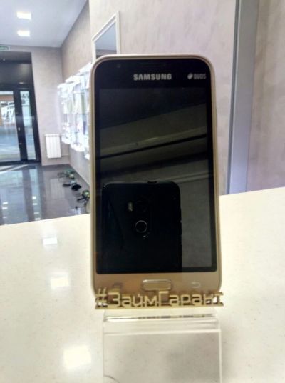 Лот: 12521433. Фото: 1. Смартфон Samsung Galaxy J1 Mini... Смартфоны
