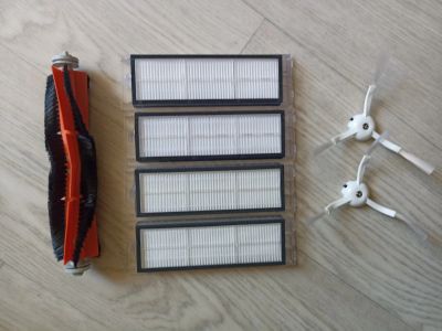 Лот: 19143154. Фото: 1. Щётки для пылесоса Xiaomi 1 s... Запчасти, комплектующие для пылесосов, утюгов