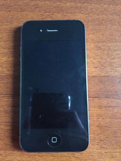 Лот: 8316118. Фото: 1. iphone 4s 16gb. Смартфоны
