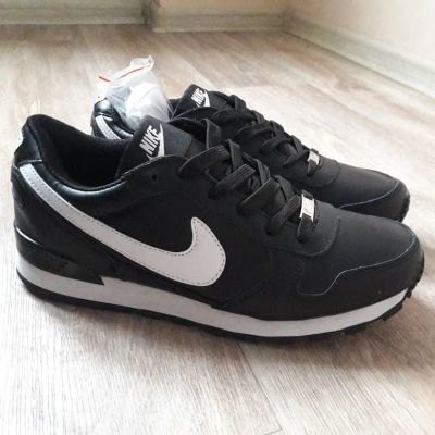 Лот: 13318832. Фото: 1. Кроссовки Nike Zoom (40). Кеды, кроссовки, слипоны