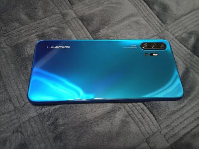 Лот: 20260271. Фото: 1. Смартфон Umidigi F2. Смартфоны