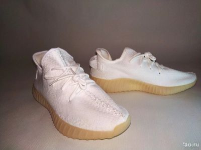 Лот: 13221607. Фото: 1. Adidas yeezy boost 350v2 cream... Кеды, кроссовки, слипоны