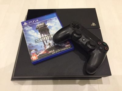 Лот: 15024557. Фото: 1. Sony PlayStation 4 (CUH-1008A... Игровые приставки, консоли