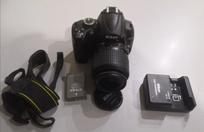 Лот: 16500797. Фото: 1. Зеркальный фотоаппарат Nikon D5000... Цифровые зеркальные