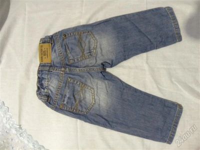 Лот: 2872986. Фото: 1. Джинсы Zara на малыша 9-12м. Брюки, шорты, джинсы