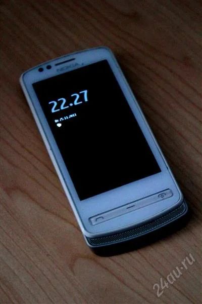 Лот: 1978223. Фото: 1. Nokia 700 white. Смартфоны